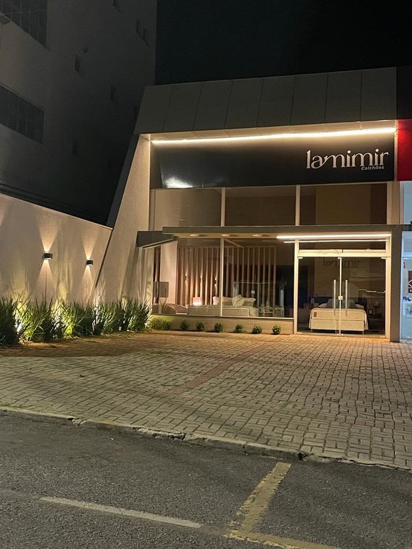 Fachada da loja Lamimir Centro, em Araxá